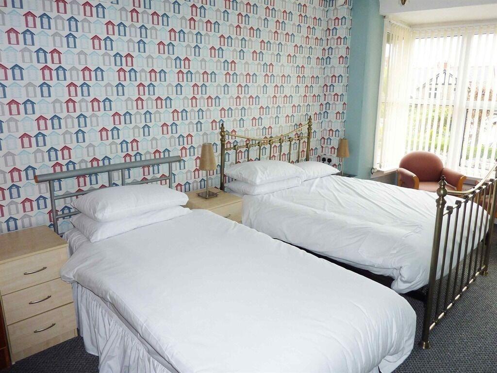 Hotel The Northwood Rhôs-on-Sea Esterno foto